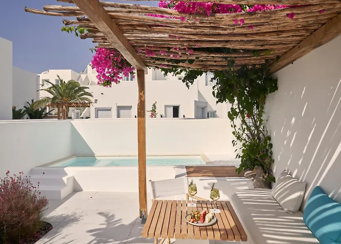 Nikki & Santorini Ξενοδοχείο 5*