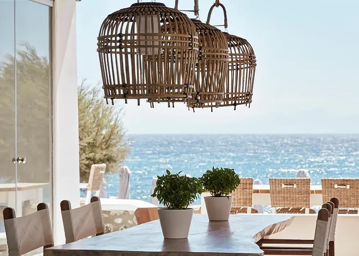 Nikki & Santorini Ξενοδοχείο 5*