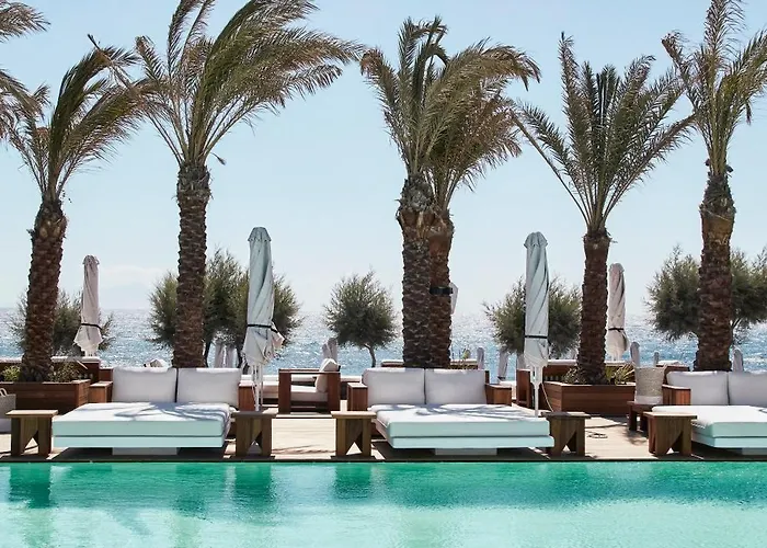 Nikki & Santorini 5*