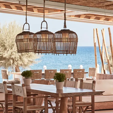 Nikki & Santorini Ξενοδοχείο Καμάρι