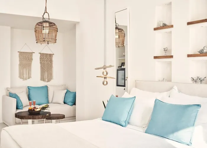 Nikki & Santorini 5*