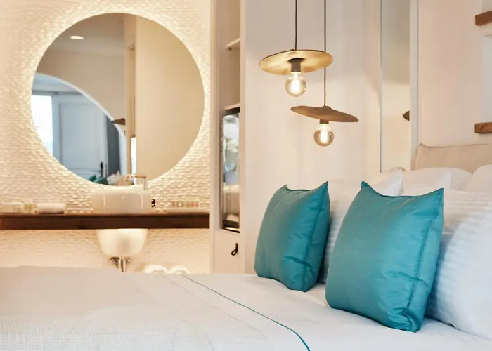 Nikki & Santorini 5* Kamári