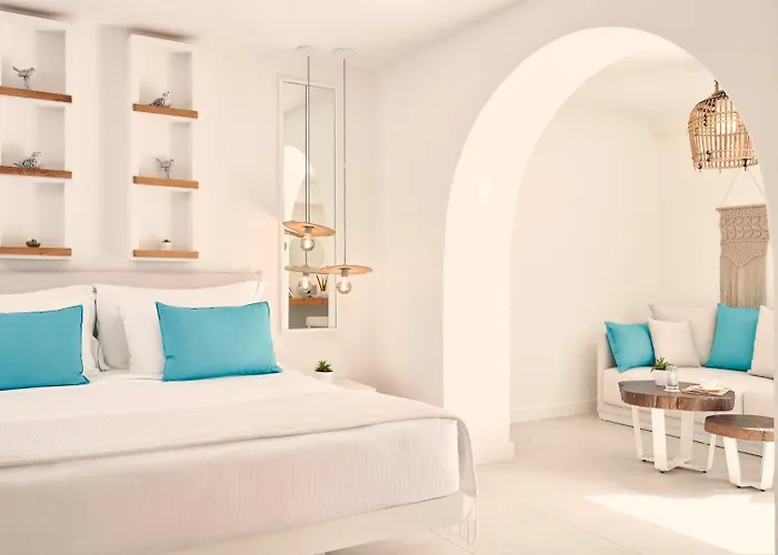 Nikki & Santorini 5*