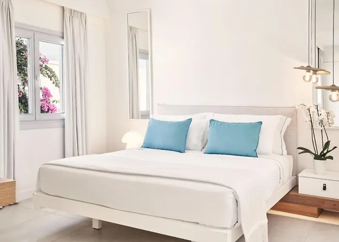 Nikki & Santorini Hotel